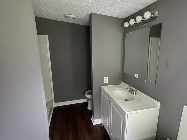 378 Lee Road 490 — Photo 8