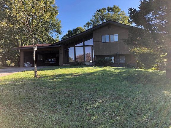2nd image of 112 Lakeshore Dr