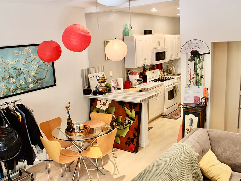 219 Columbia Pl #219 — Photo 8