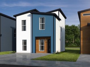 1011 Reading Railroad Ln, Bentonville, AR 72713