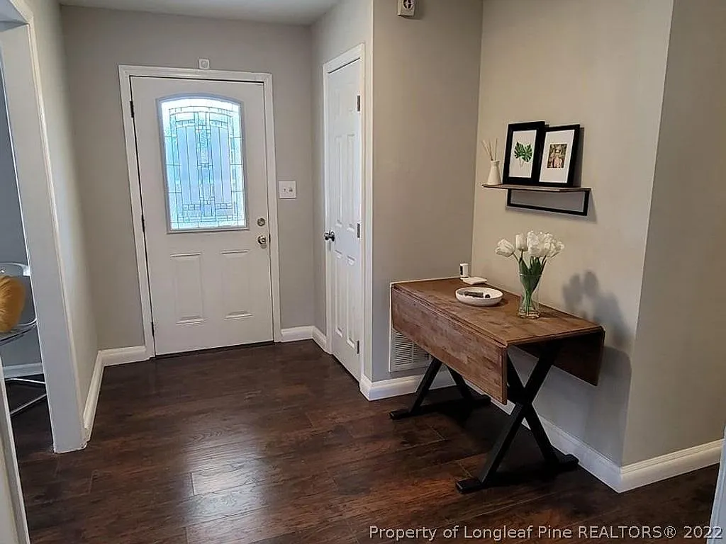 6400 Brookshire St — Photo 4