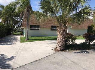 1506 Wagner Cir, Lake Clarke Shores, FL 33406