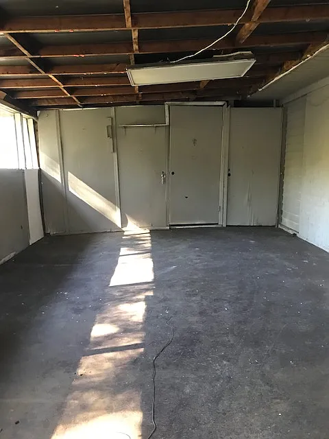 5730 Valleybrook Rd — Photo 2