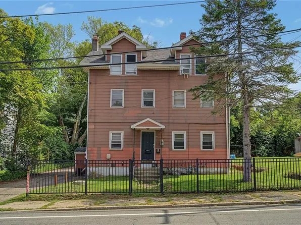 84 Saint Paul St, North Smithfield, RI 02896