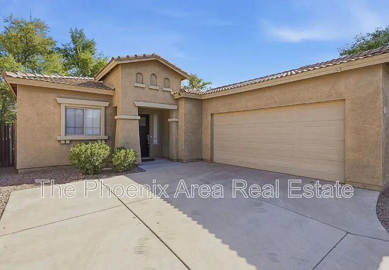 554 E San Carlos Way — Photo 32