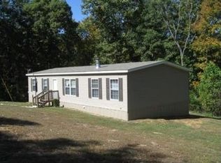 756 Claysville Rd, Crossville, TN 38571