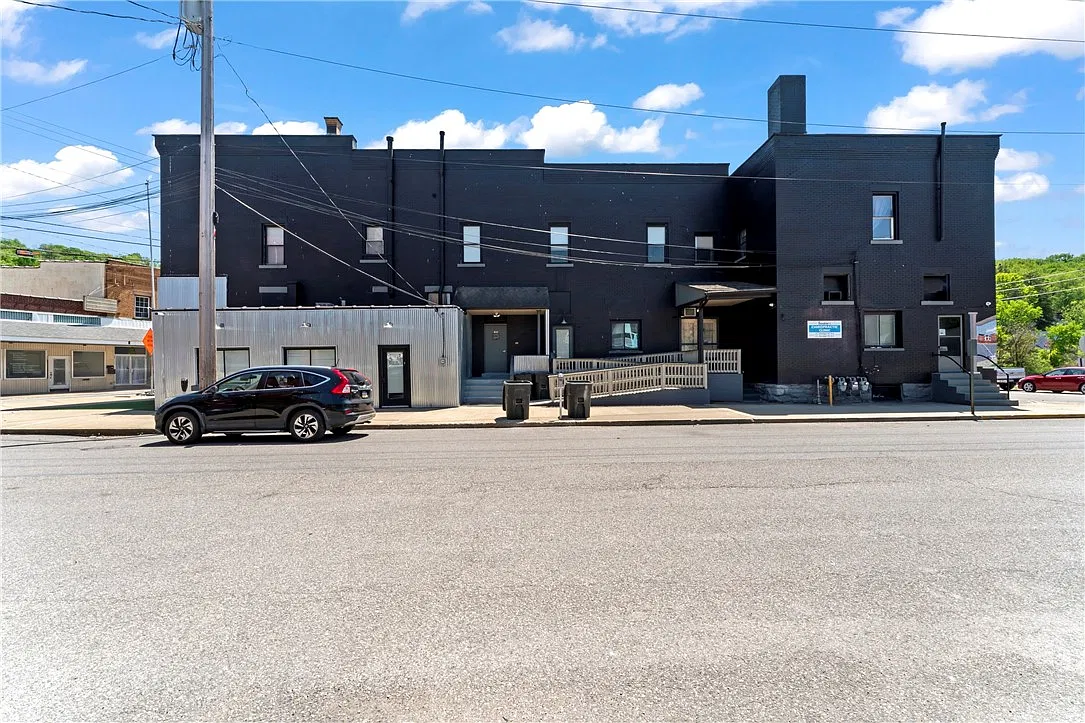 2 bed, $850 — Photo 2