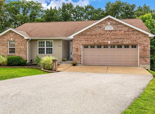 5610 Buck Chase Pl, High Ridge, MO 63049