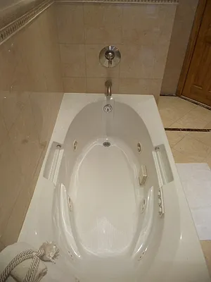 Sold by Willie Kathryn Suggs, LREB | media 23