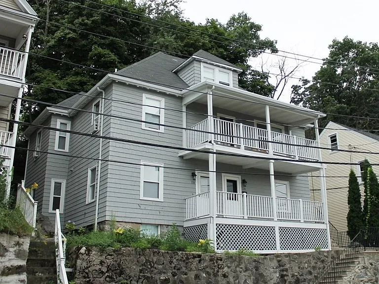 118-120 Paul Revere Rd #120 — Photo 1