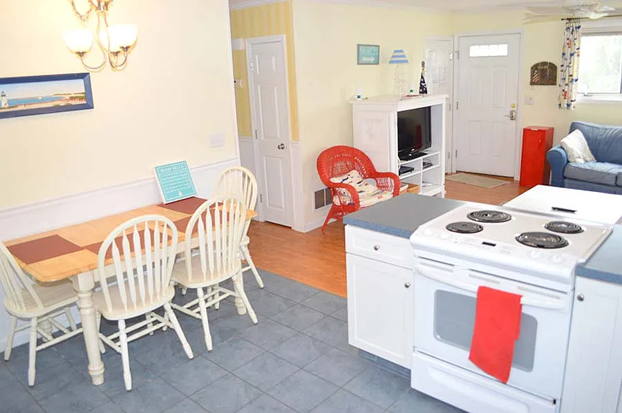 3 bed, 936 sqft, $2,850 — Photo 4