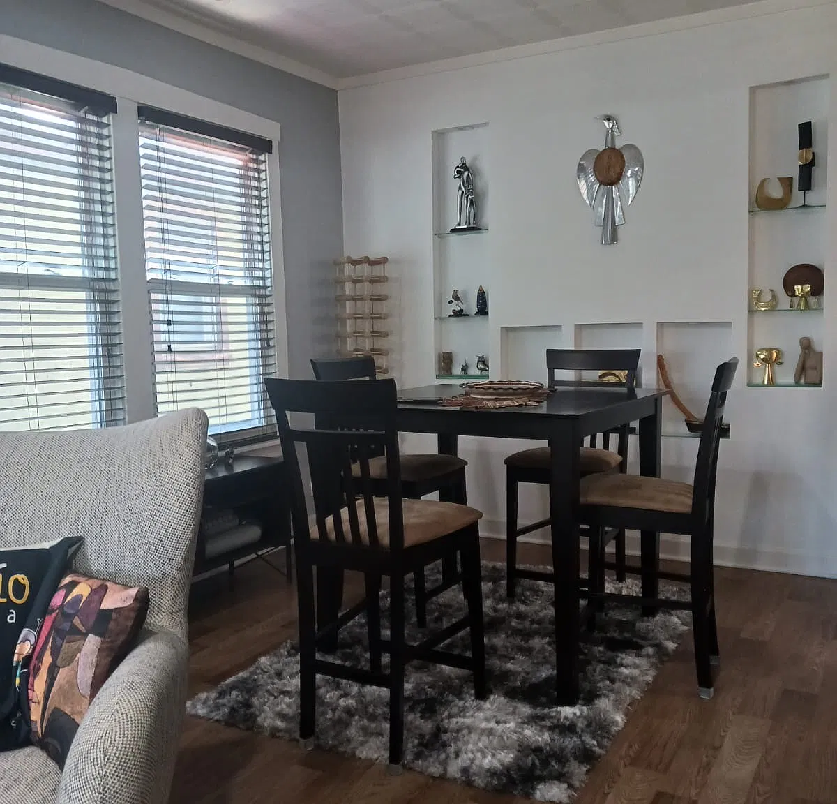 2 bed, 1000 sqft, $1,875 — Photo 4