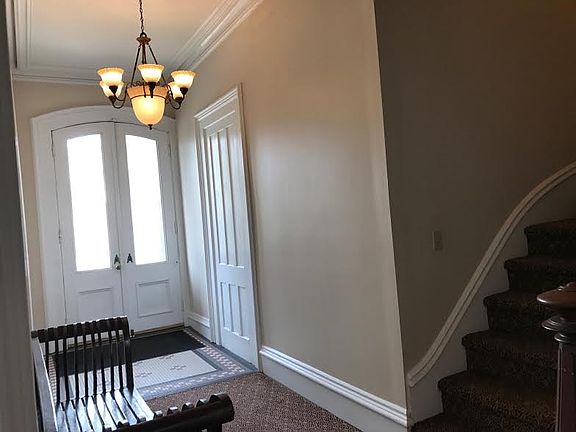 3rd image of 156 Circular St