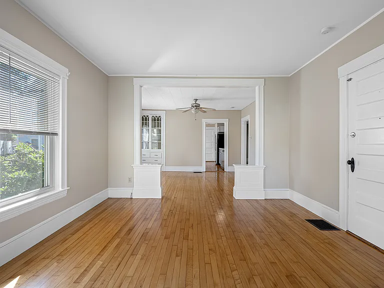 3 Ferdinand St #1 — Photo 5