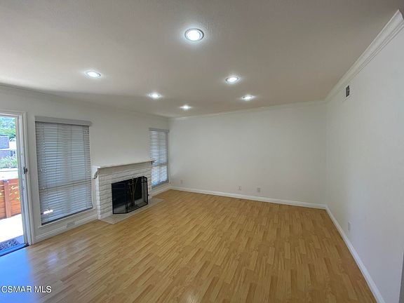 5th image of 601 Barrington Ct