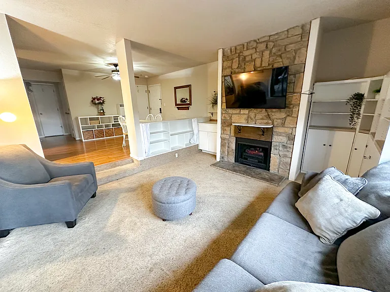 1410 Westbrooke St — Photo 3