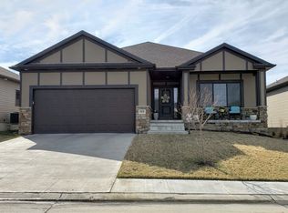 9231 S 71st St, Lincoln, NE 68516