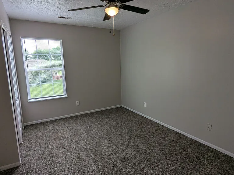 871 Kerns Dr NE — Photo 18
