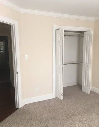 4th image of 551 Chaucer Dr