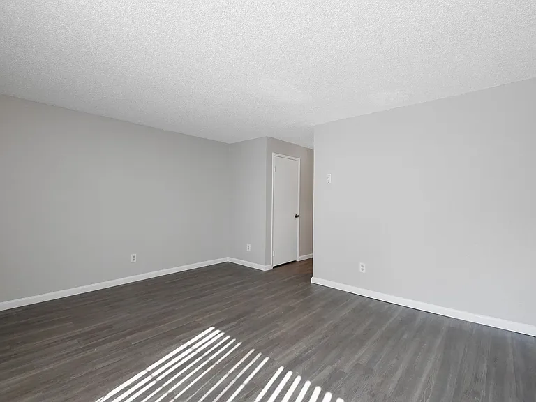 Madrona Estates — Photo 14