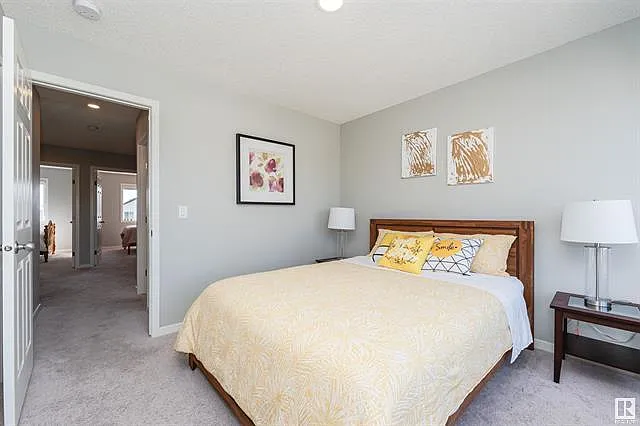 15639 18 AV SW, Edmonton, AB — Photo 4