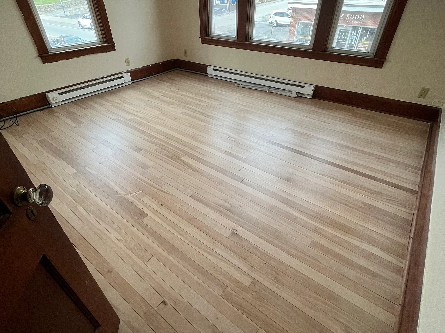 2 bed, 700 sqft, $1,796 — Photo 3