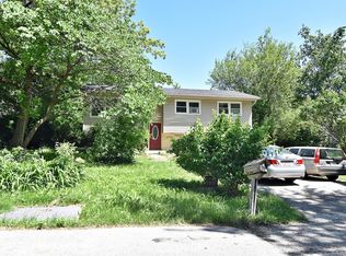 29W250 Grove Ave, West Chicago, IL 60185