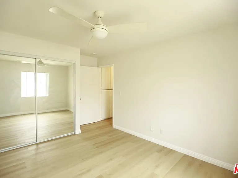 833 S Orange Grove Ave #3 — Photo 8