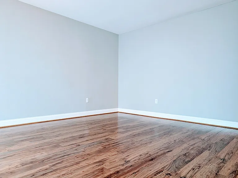 900 Mountain Creek Rd — Photo 8