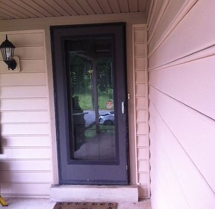 2nd image of 13907 Deviar Dr