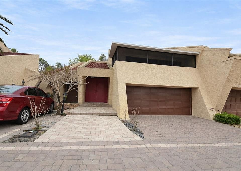 1st image of 28 CASARENA COURT