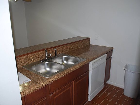 3rd image of 4810 S Dauphin Ave #15-C