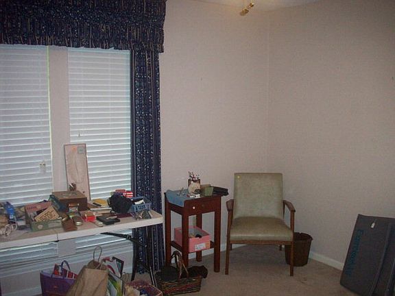 5th image of 2424 Evergreen Dr