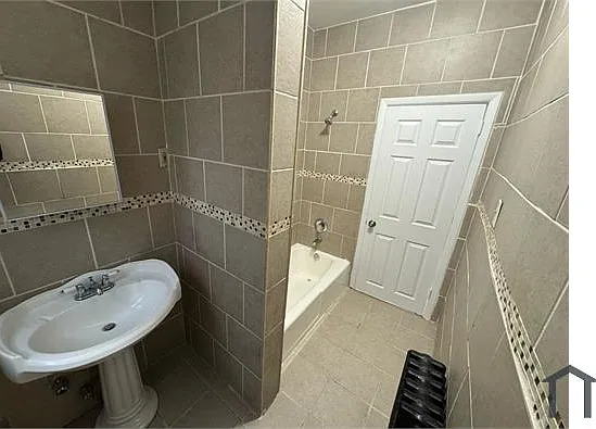76 N 9th St #17 — Photo 2