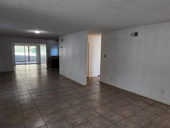 3rd image of 5898 Grewia St