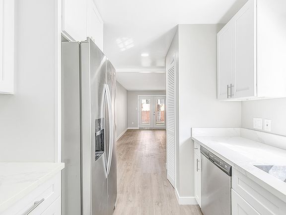 5th image of 2428 Kansas Ave APT G