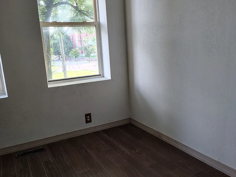 second floor bedroom 2