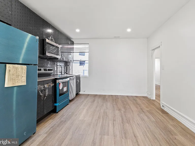 1602 S Broad St #3 — Photo 7