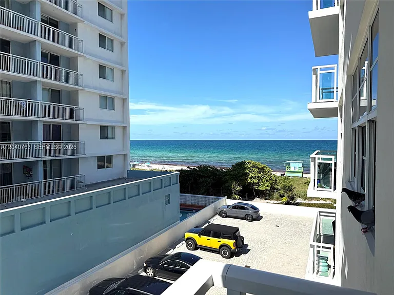 6917 Collins Ave #506 — Photo 14