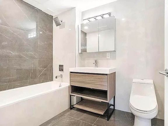 5th image of 2155 Caton Ave APT 3E