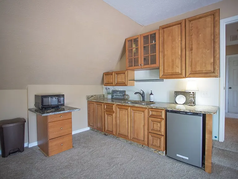 3441 Cross Meadow Dr — Photo 25