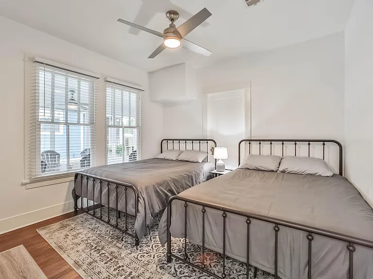 4518 Bernardo De Galvez Ave — Photo 20