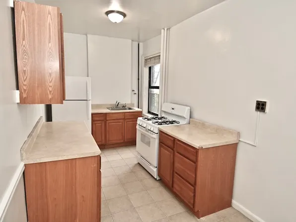 504 Grand Street image 1 of 7