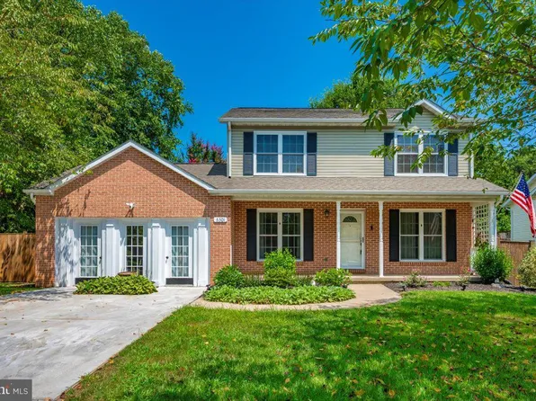 6301 White Cedar Ct, Sykesville, MD 21784