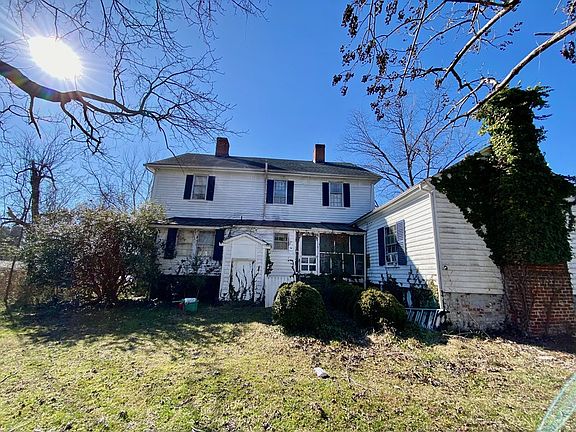 2nd image of 99 Finch Ln