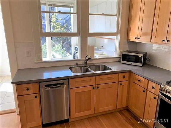 5th image of 1080 Tennessee St