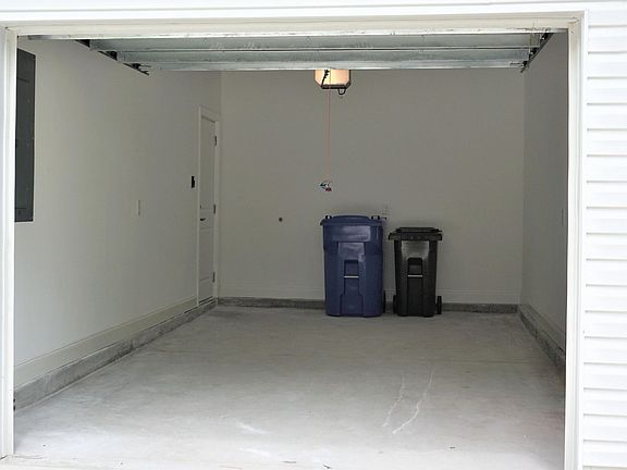 4th image of 604 Withers Swash Dr Unit A