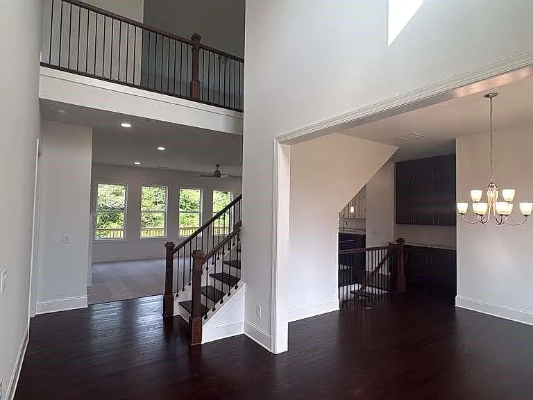 5365 Travers Ln — Photo 9