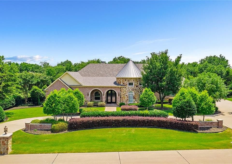1st image of 540 Ambrym Dr