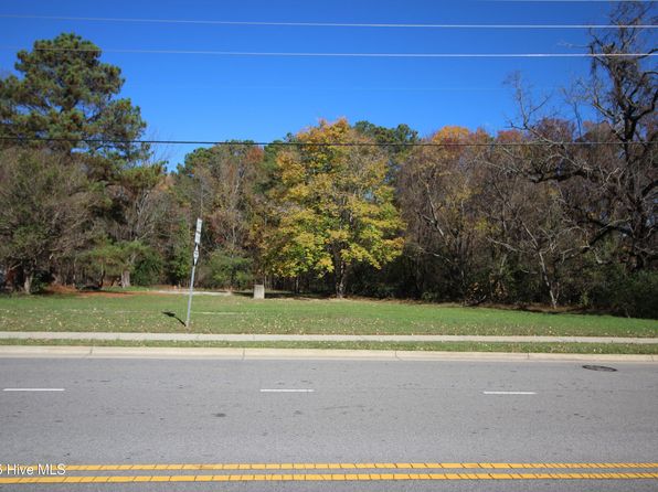 936 W Holly Springs Road, Holly Springs, NC 27540